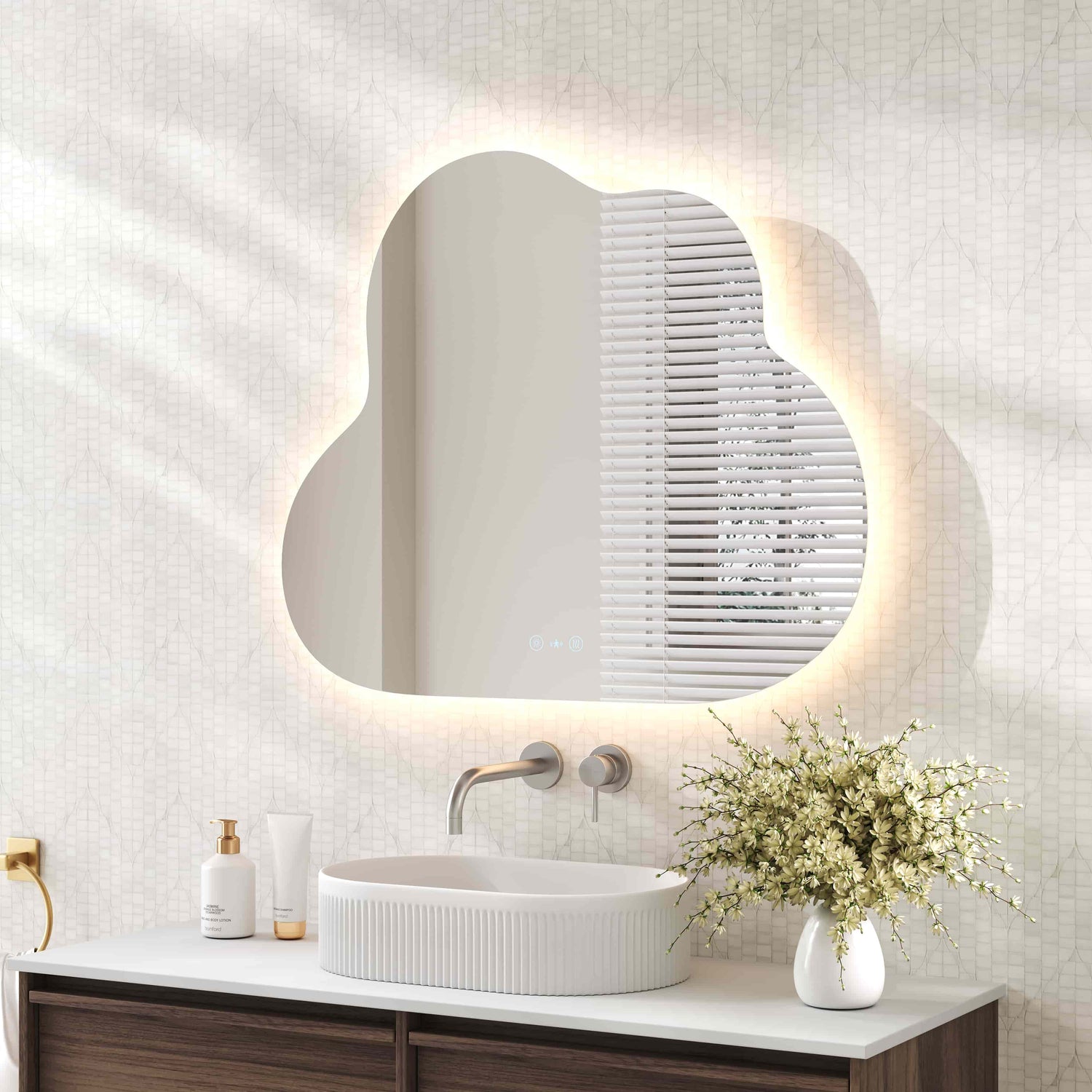 Luna 700×1000mm LED Cloud Mirror