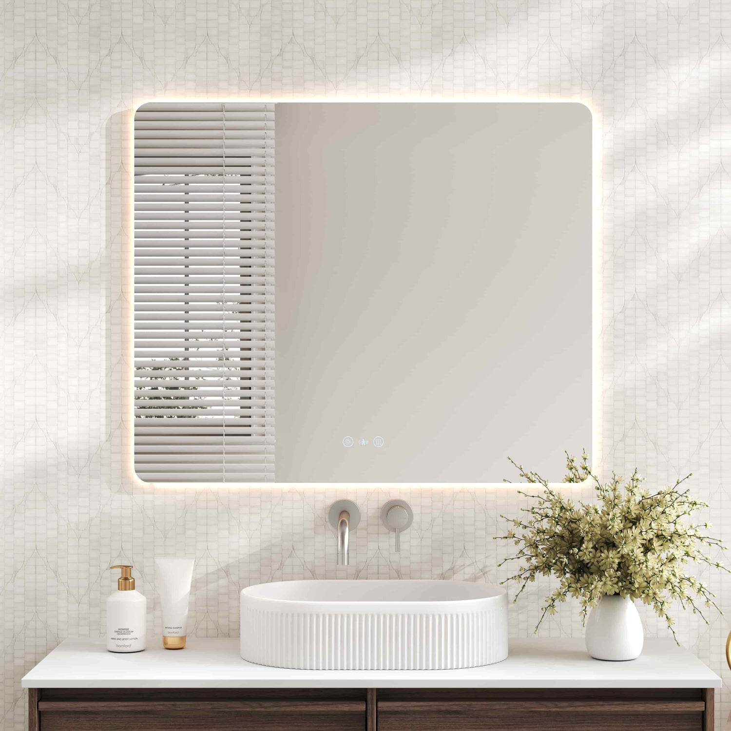 Luna LED Rectangular Mirror 900mm - with Adjustable LED Lighting