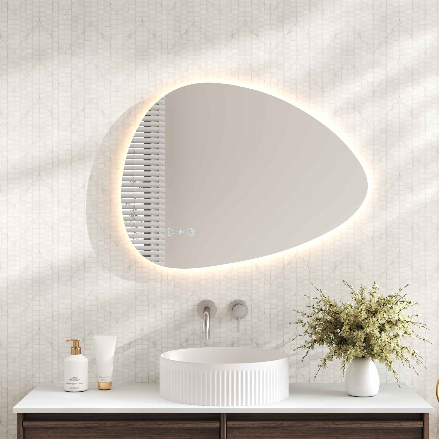 Luna 550×800mm LED Irregular Mirror