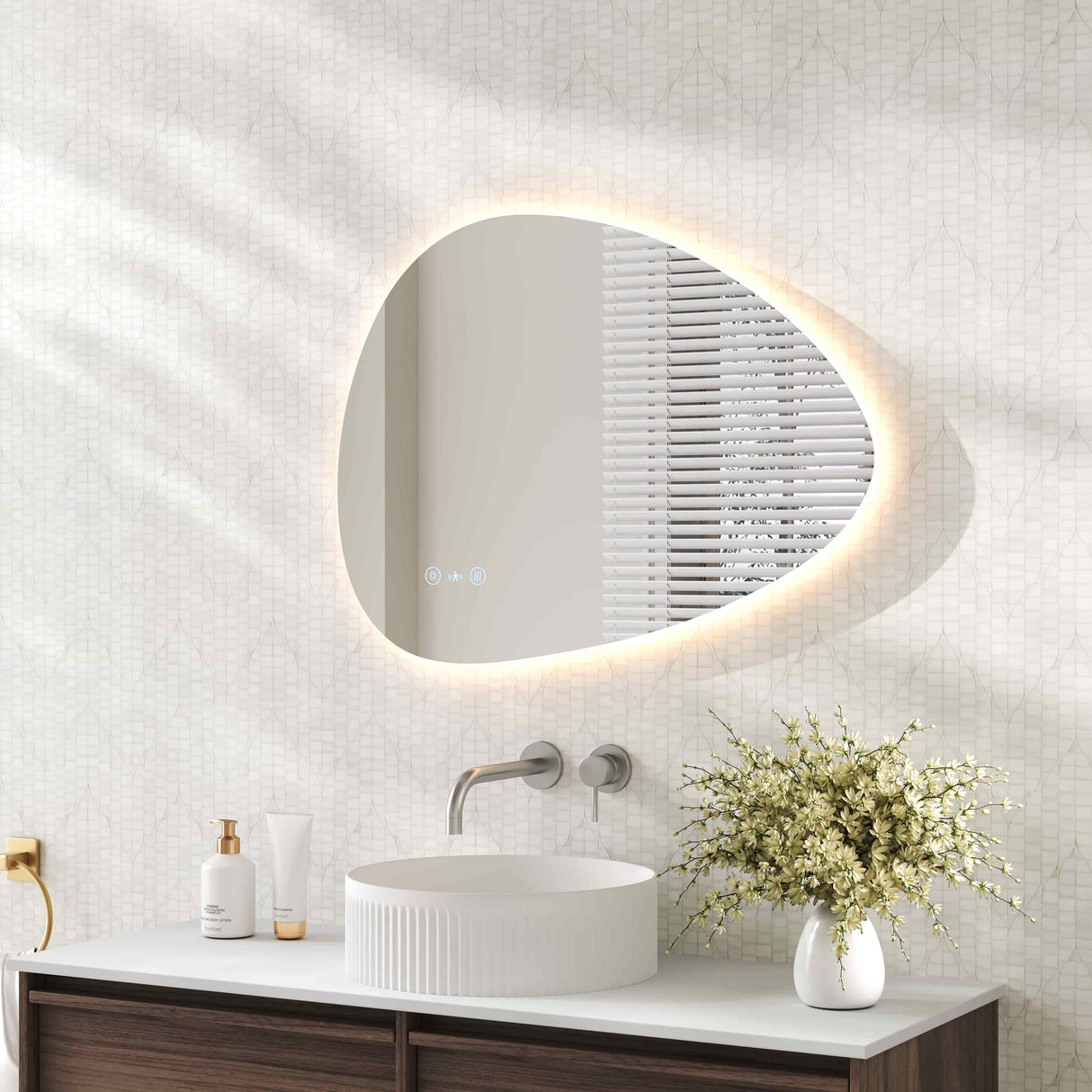 Luna 550×800mm LED Irregular Mirror