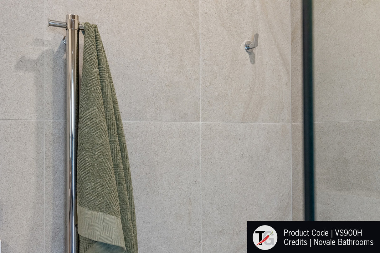 VS900H Straight Round Vertical Single Polished Heated Towel Rail