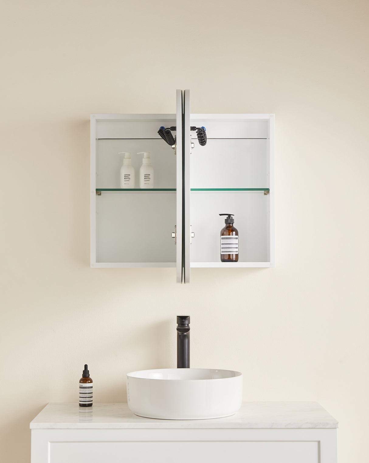 Olivia LED Mirror Cabinet 900X600X155mm